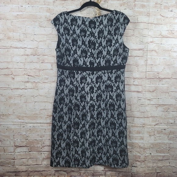 Chaps‎ Ralph Lauren Womans Dress Size 14 Black Lace Side Zipper Cocktail Party - Picture 2 of 11